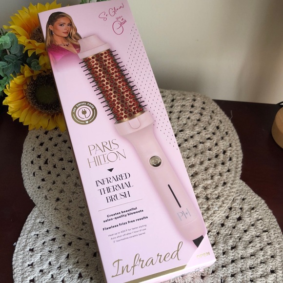 Paris Hilton Other - Paris Hilton Pink Infrared Thermal Brush Beauty Accessory